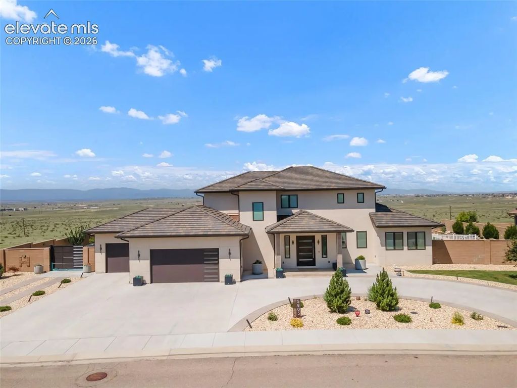 5805 Sawyer Ridge Drive, Pueblo