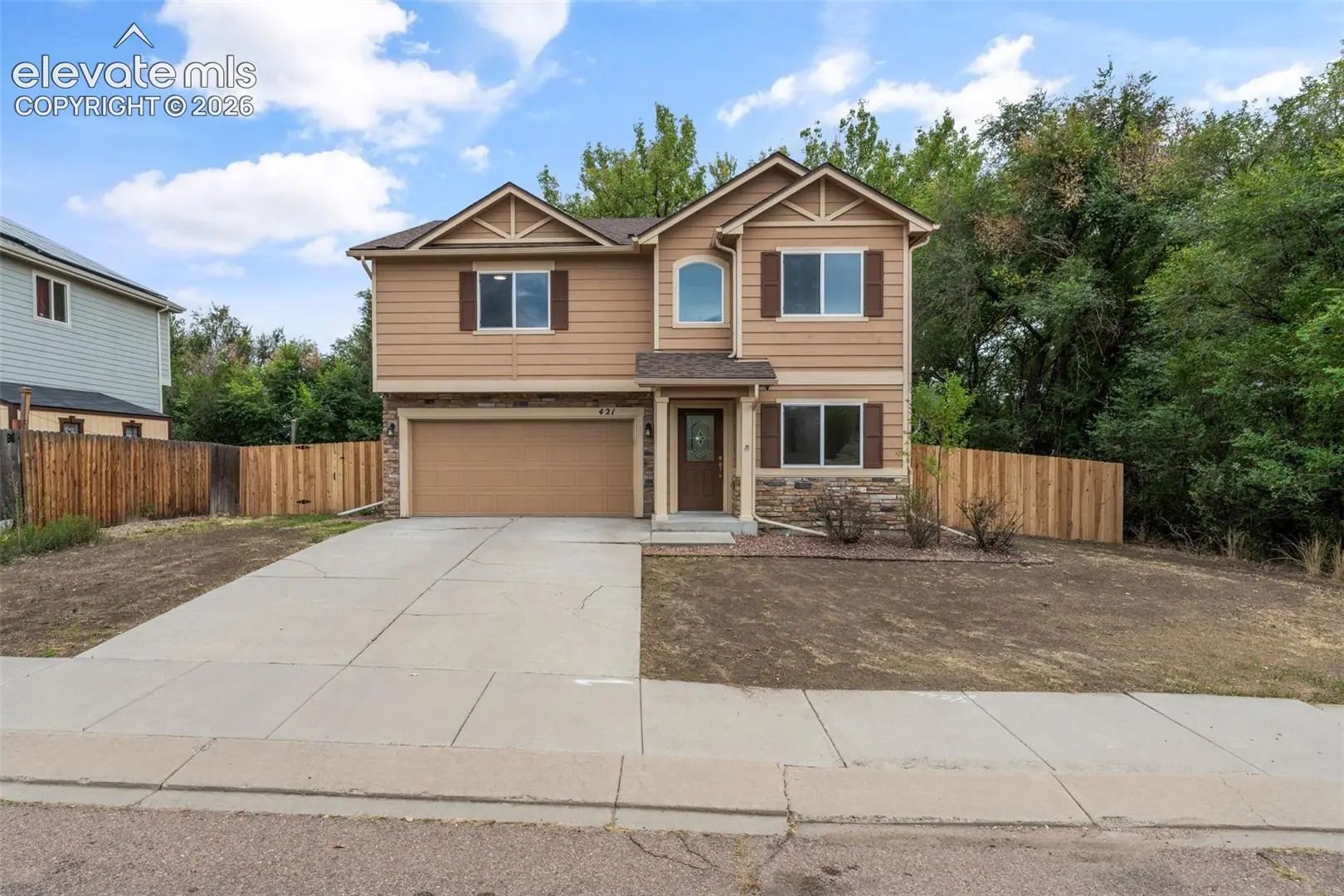 Residential Real Estate for Sale at 421 Autumn Place in the city of Fountain by MLS #1899690