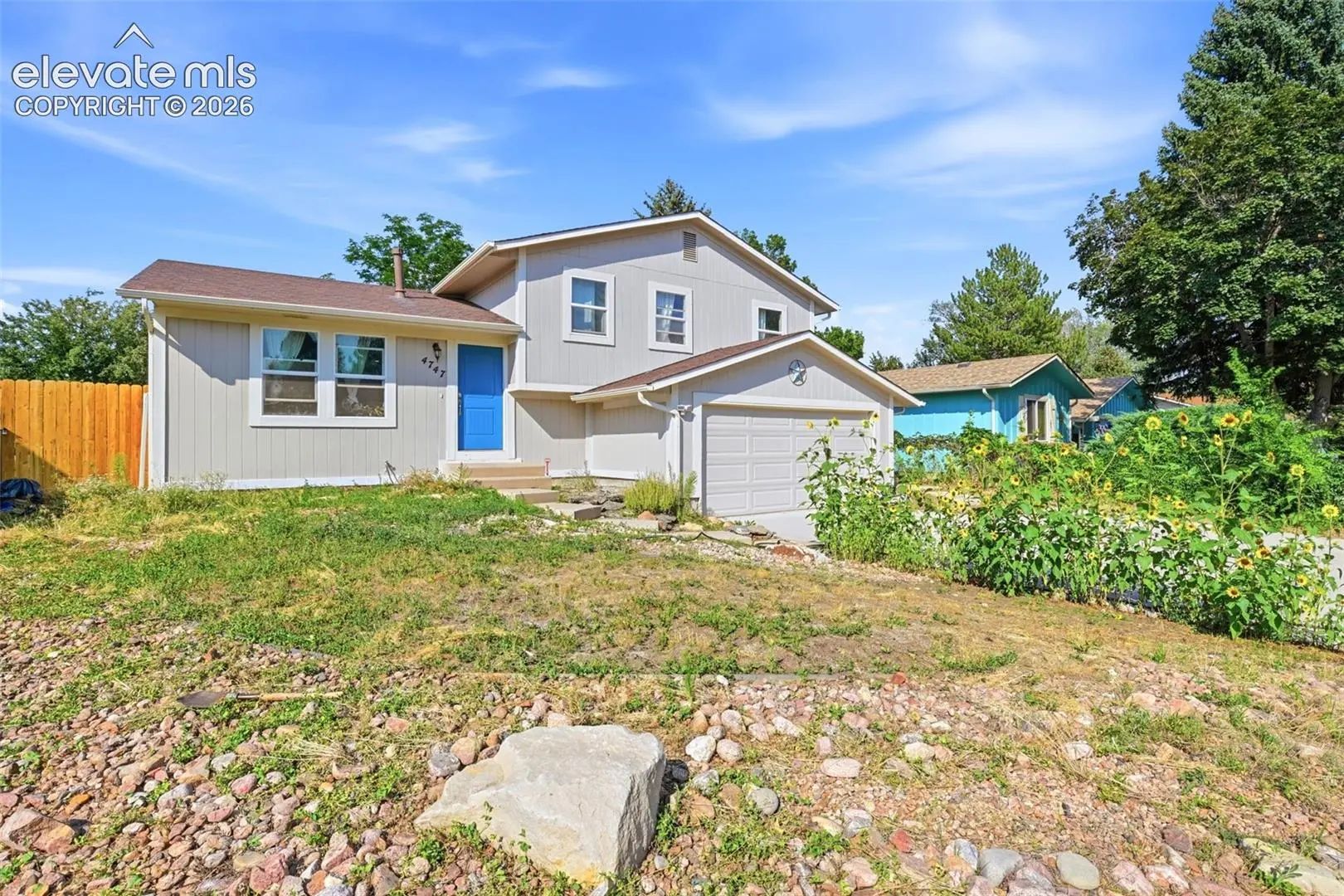 Residential Real Estate for Sale located in the neighborhood of Vista Grande, in the city of Colorado Springs, CO