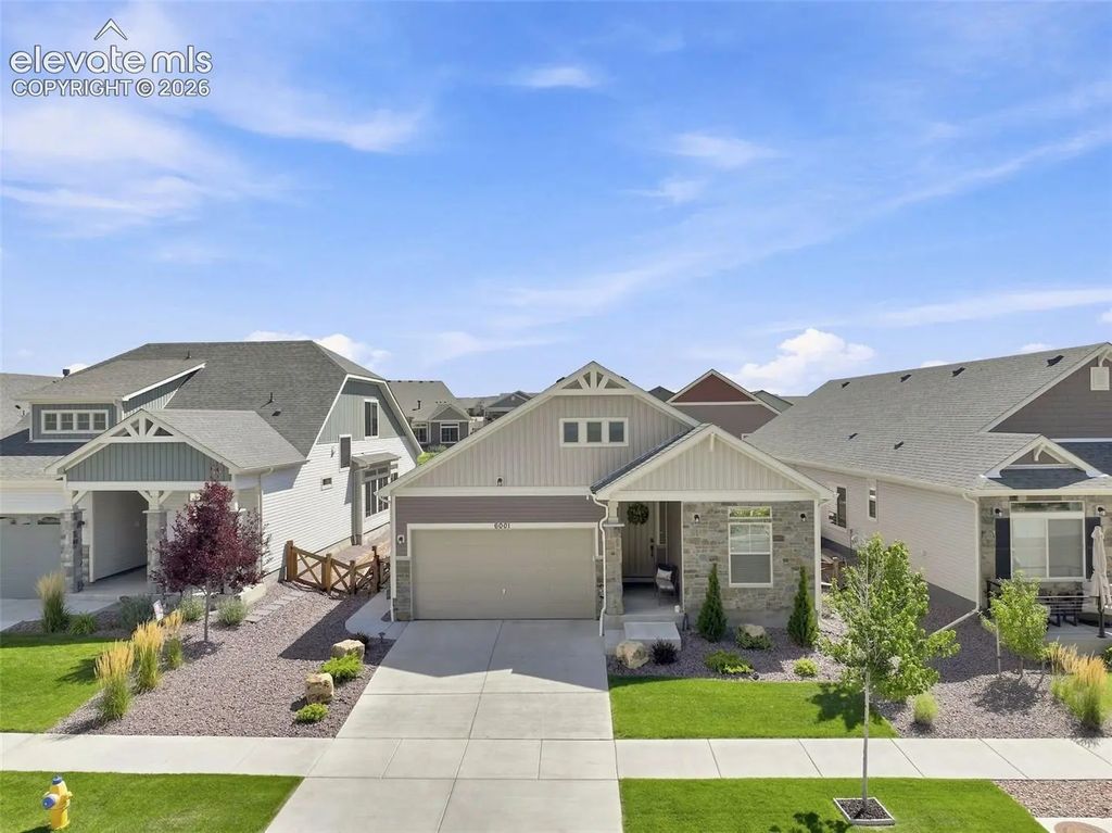 6001 Bennach Grove, Colorado Springs