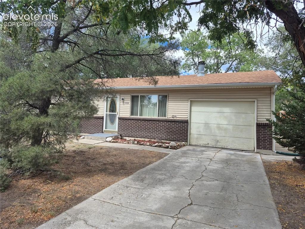 3550 Ironwood Place, Colorado Springs