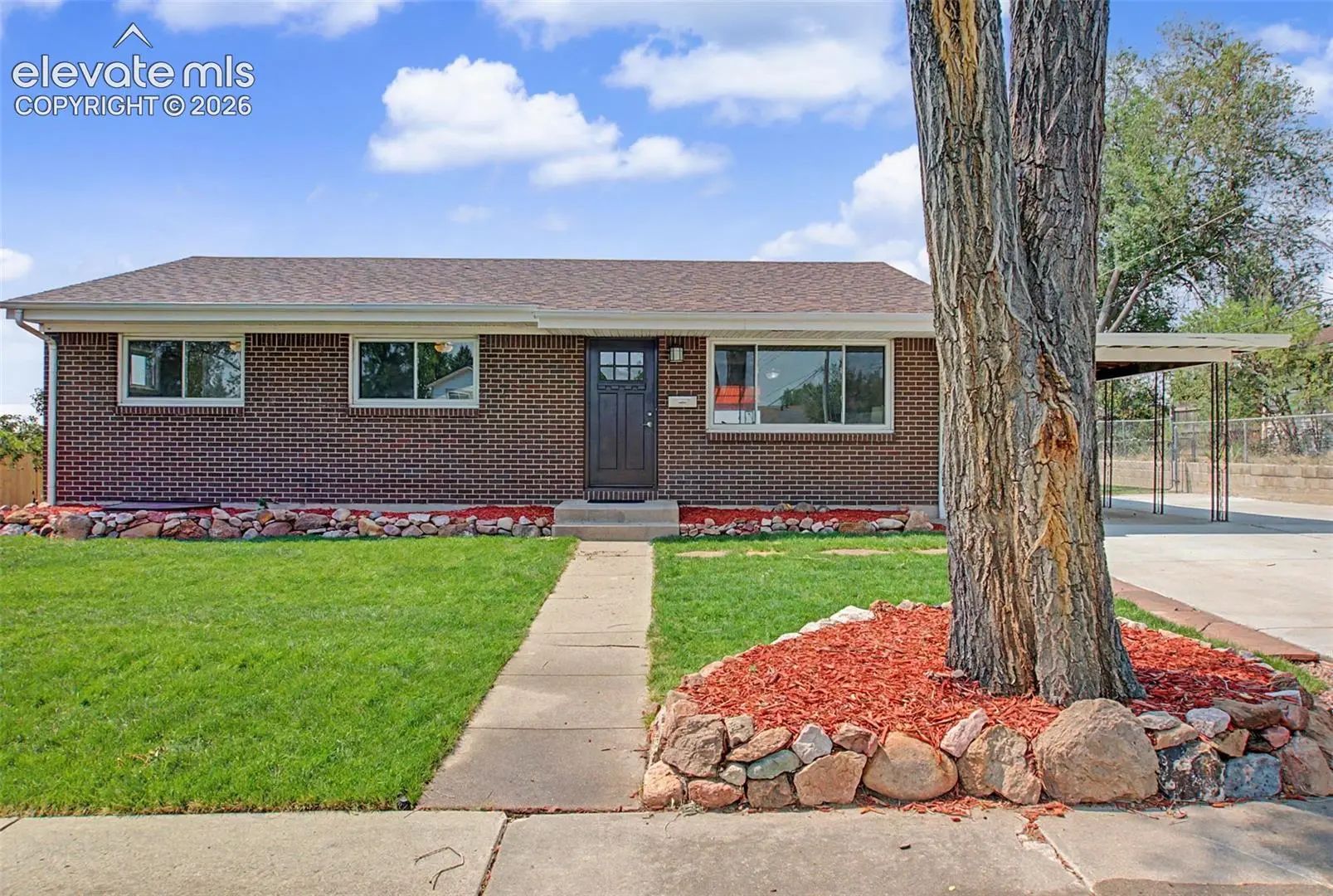 3502996, Residential, 3811 Dixon Way, Colorado Springs, CO, Palmer Heights, 80909