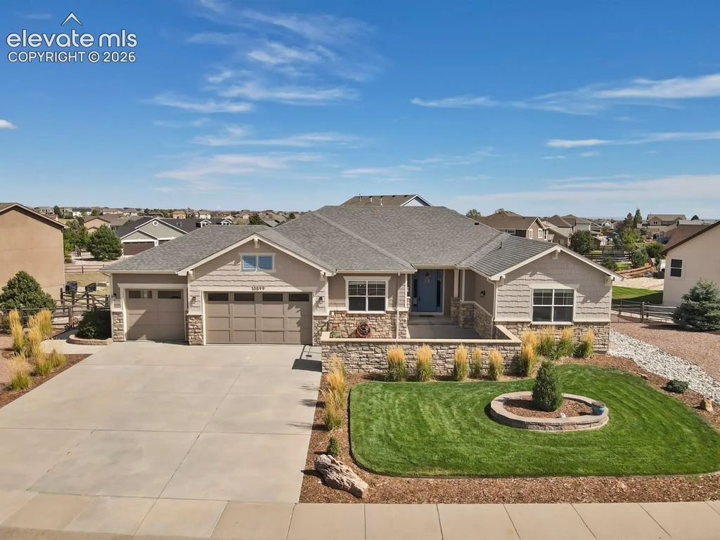 10899 Glen Canyon Drive, Peyton