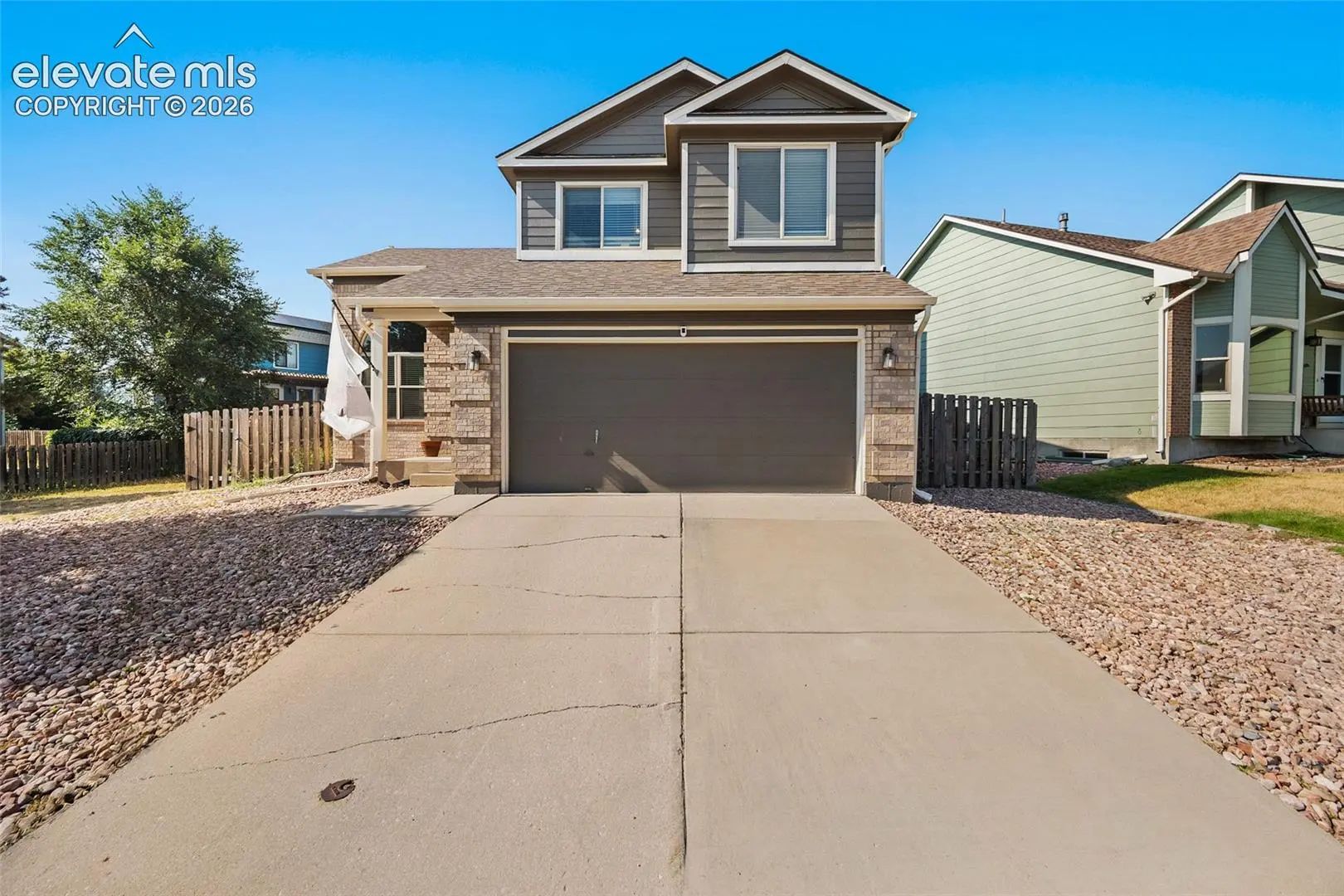 MLS #4252114 for Sale at 4450 Stonehaven Drive, in the city of Colorado Springs, 80906
