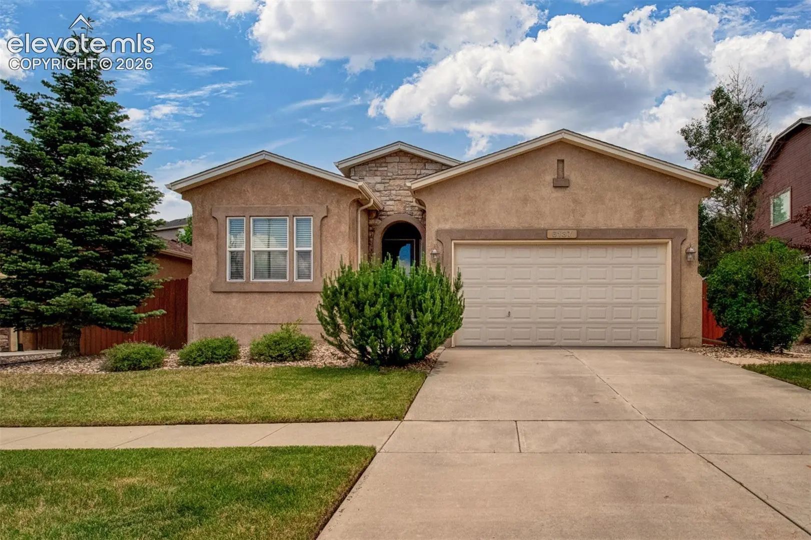 MLS #5989233 for Sale at 6137 Cumbre Vista Way, in the city of Colorado Springs, 80924