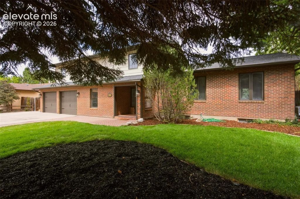 156 Encino Drive, Pueblo