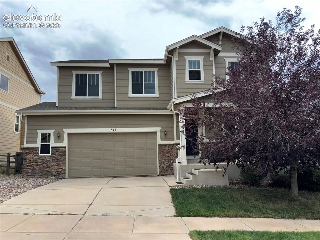 811 Spectrum Loop, Colorado Springs