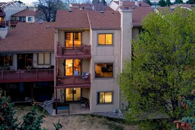 Residential Real Estate for Sale at 3427 Trenary Lane in the city of Colorado Springs by MLS #1447367