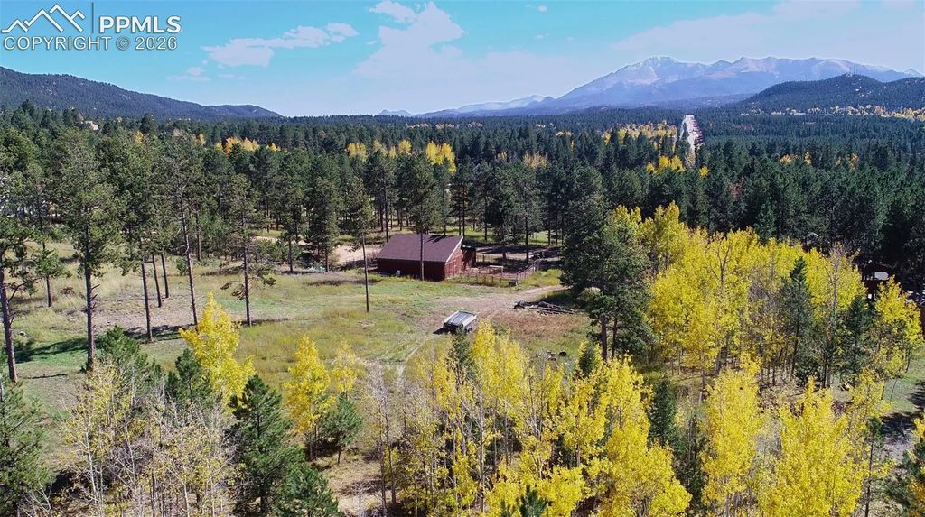 210 Bridlewood Lane, Woodland Park