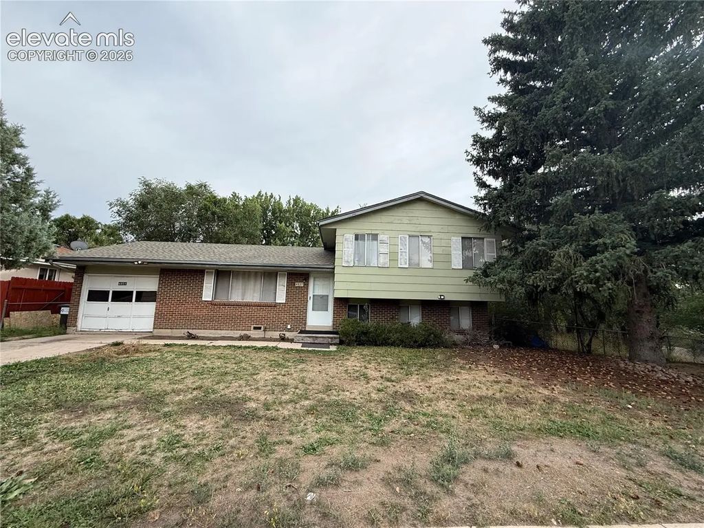 4927 Palmer Park Boulevard, Colorado Springs