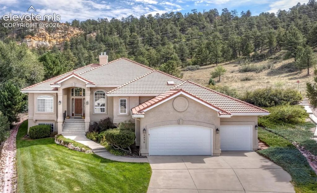 2370 Pinhigh Court, Colorado Springs