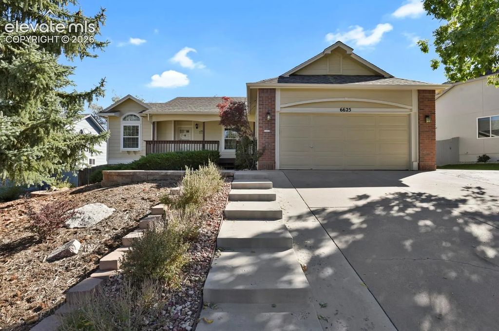 6625 Quarter Circle Road, Colorado Springs