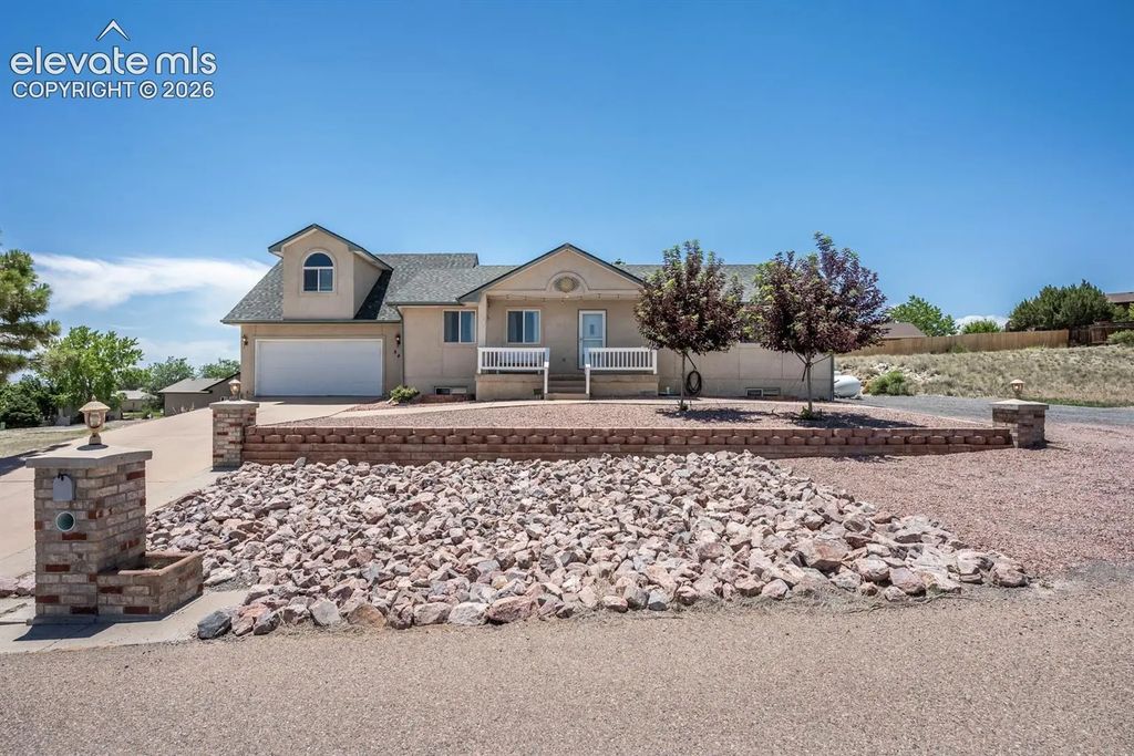 841 S Dogwood Drive, Pueblo