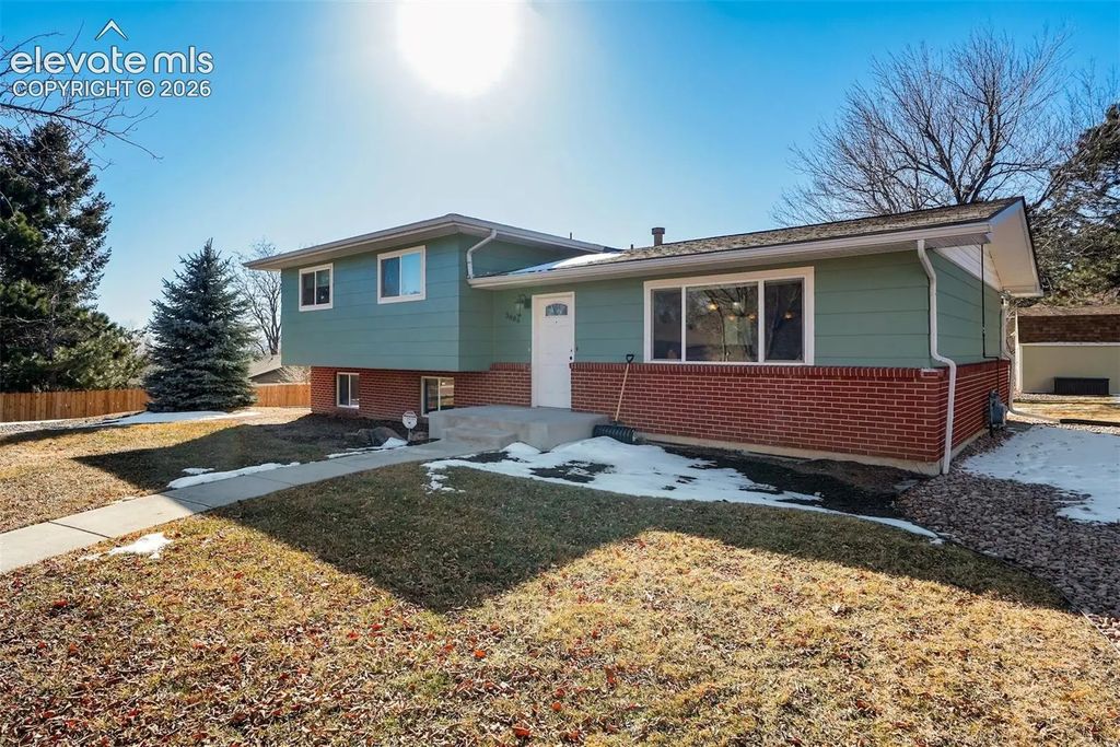 3806 Somerset Drive, Colorado Springs