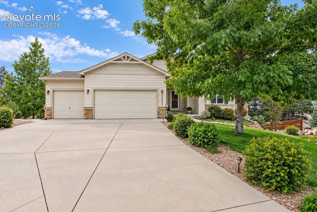 11835 Cloudy Creek Court, Colorado Springs