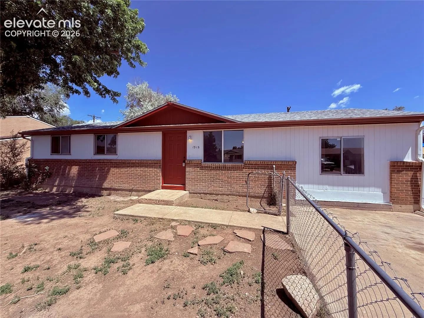 Colorado Springs Real Estate - MLS # 6870300, Residential real estate for Sale in Stratmoor Valley, MLS Listings # 6870300