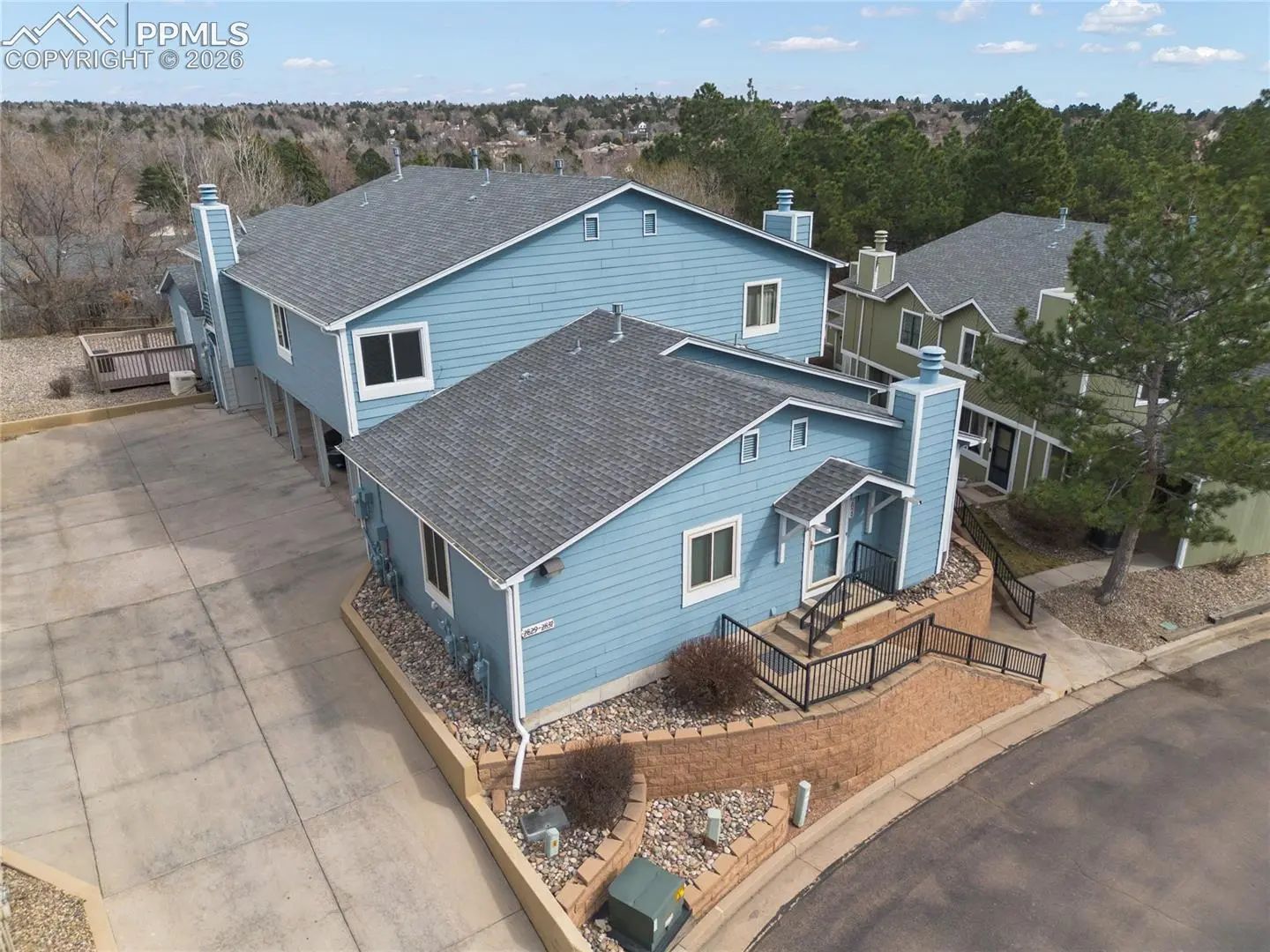 Colorado Springs Homes for Sale in the neighborhood of Hearthwood in the Zipcode of 80917