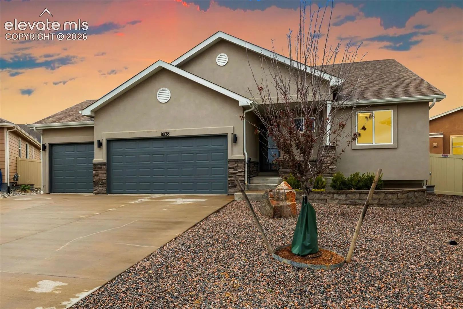 Peyton Real Estate - MLS # 3892207, Residential real estate for Sale in Stonebridge At Meridian Ranch, MLS Listings # 3892207