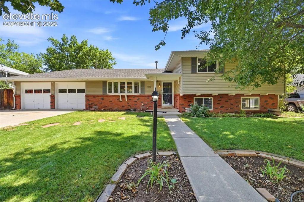 1031 Adams Drive, Colorado Springs