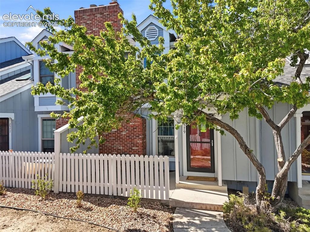 2579 Hatch Circle, Colorado Springs