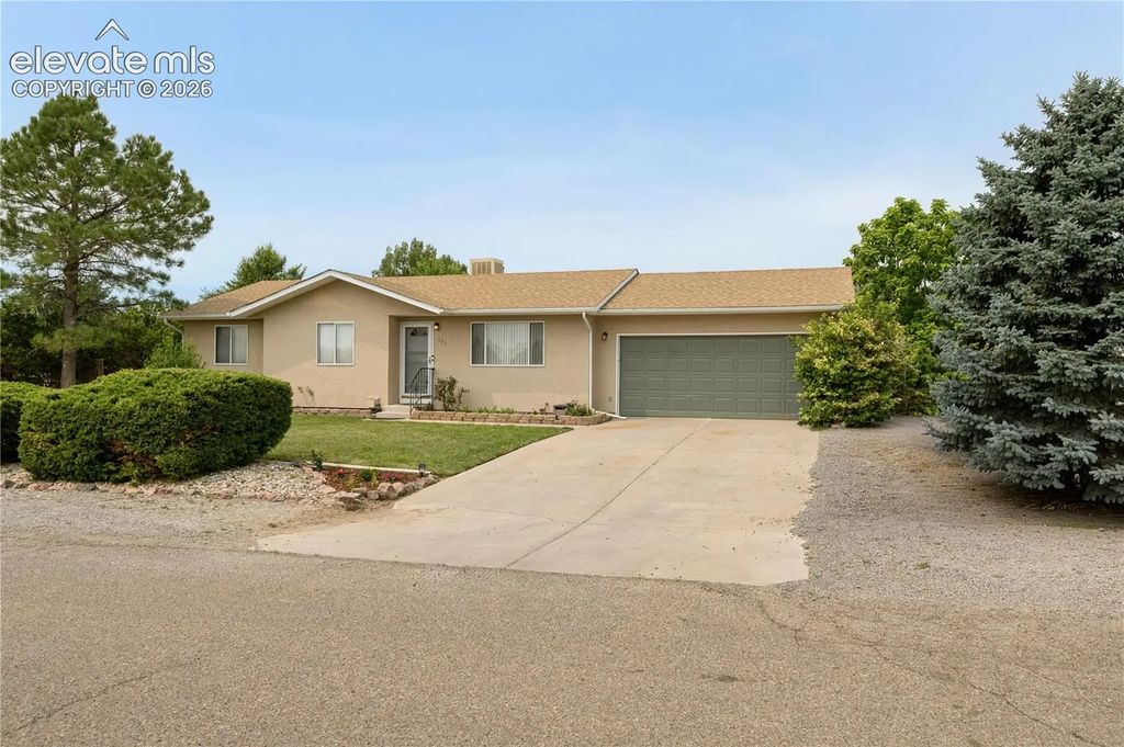 267 S Dacona Drive, Pueblo