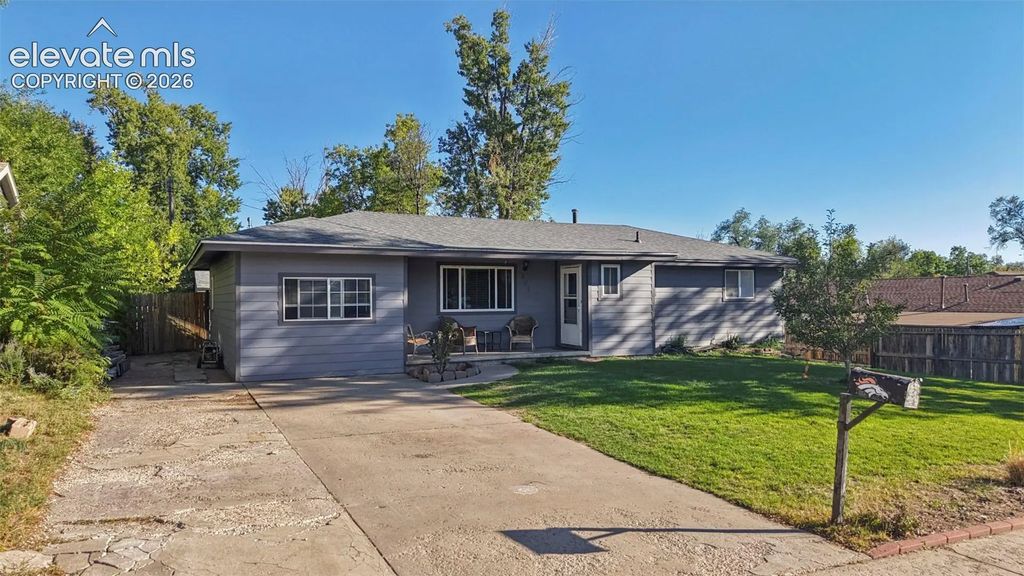 205 Everett Drive, Colorado Springs