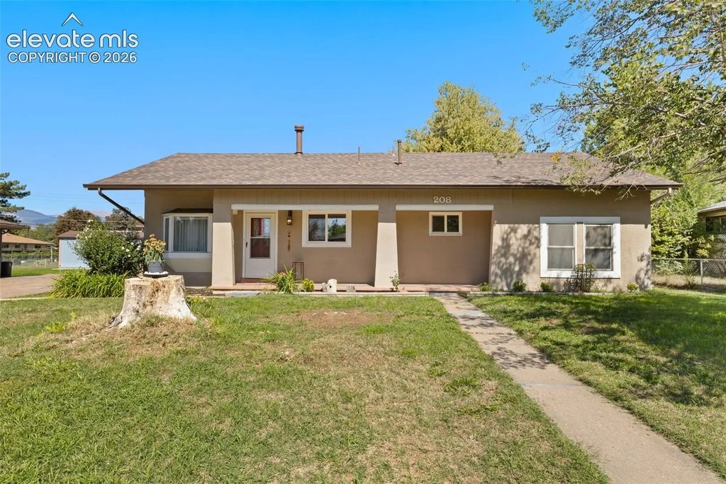 208 Grape Drive, Colorado Springs