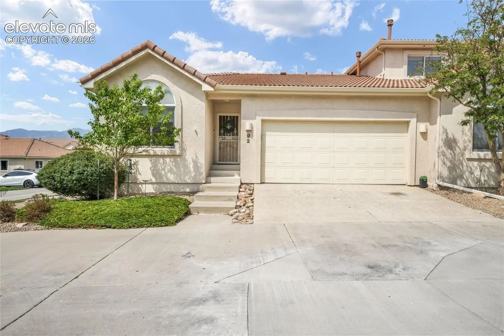 92 Luxury Lane, Colorado Springs
