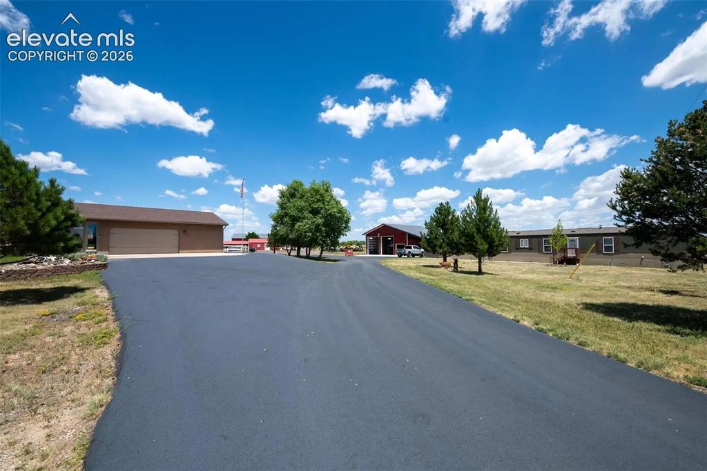 14200 Judge Orr Road, Peyton