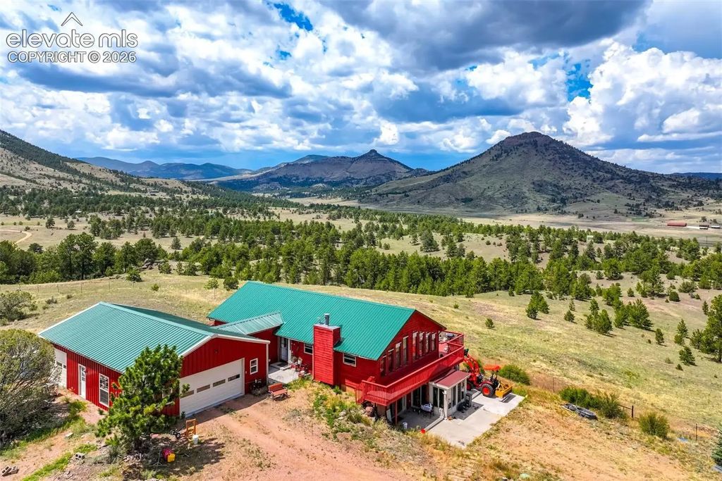 449 County Road 85, Guffey