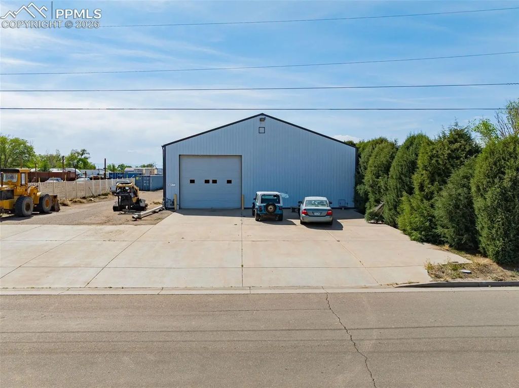 N/A, Pueblo
