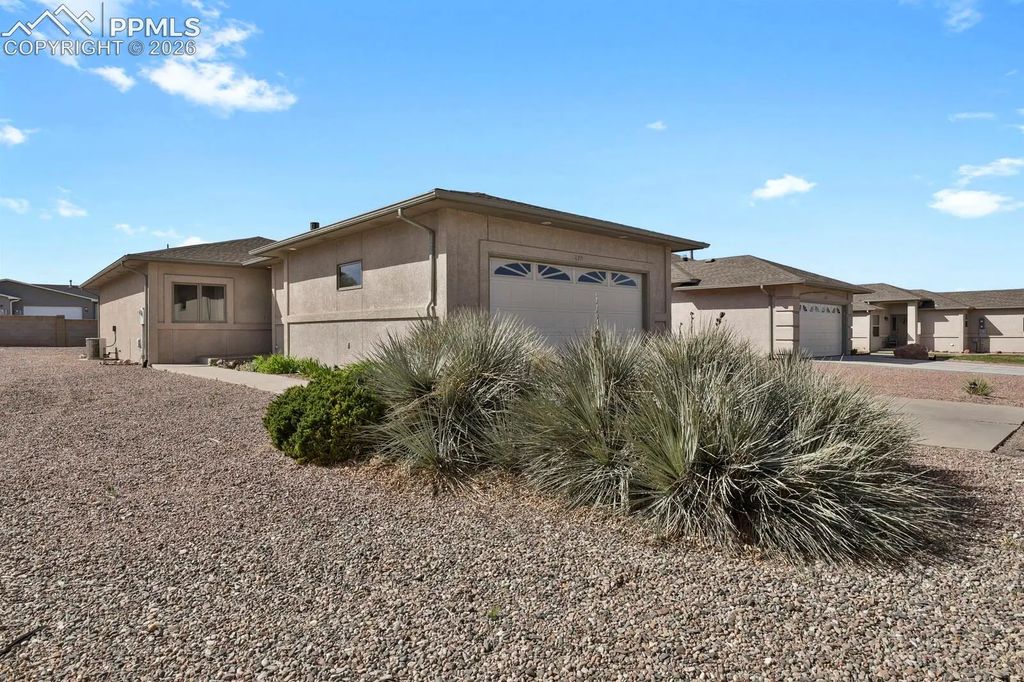 470 S Soaring Eagle Drive, Pueblo