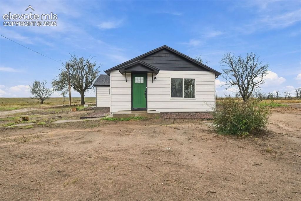 10672 Boone Road, Yoder