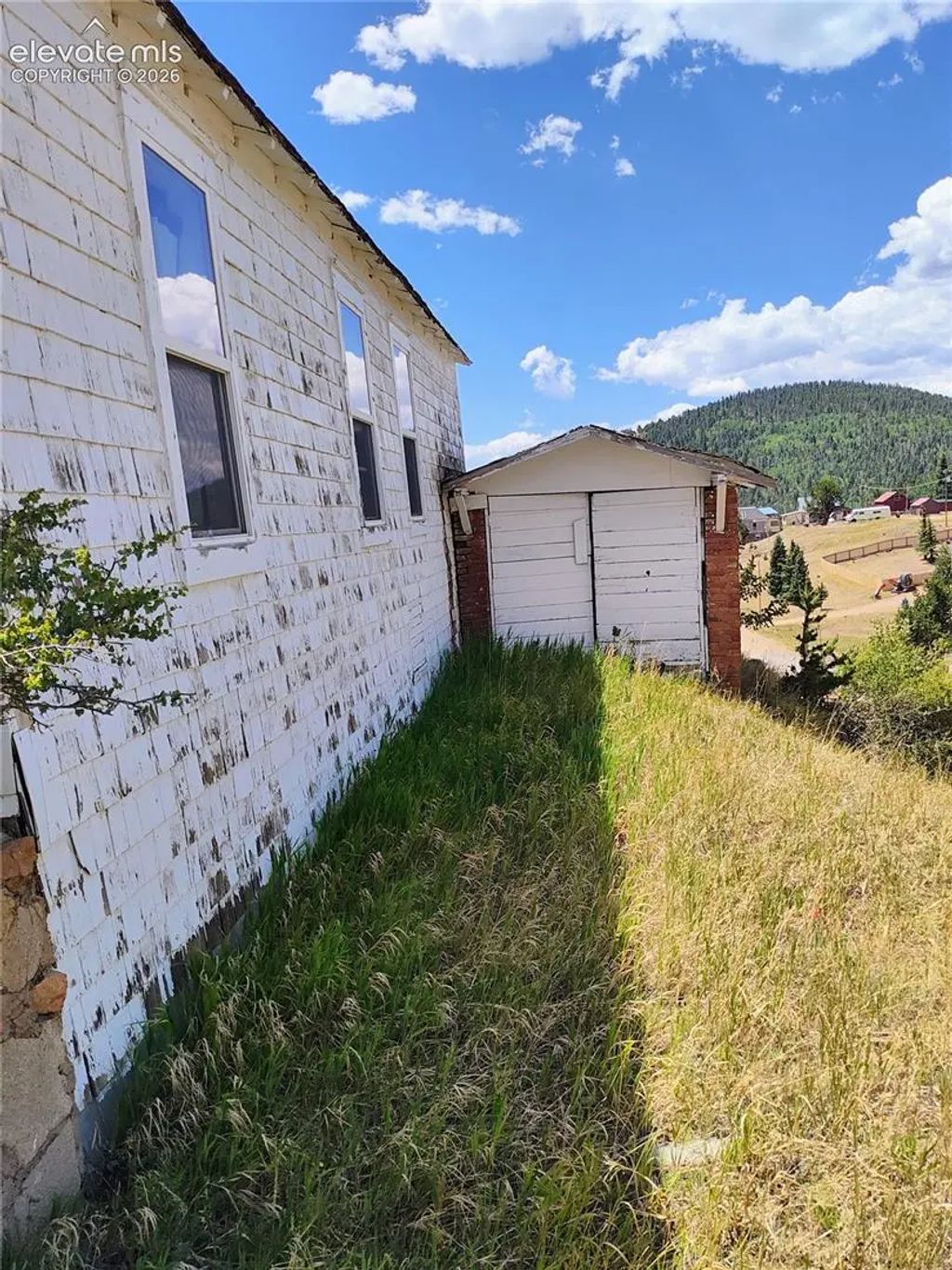 218 Spicer Avenue, Victor