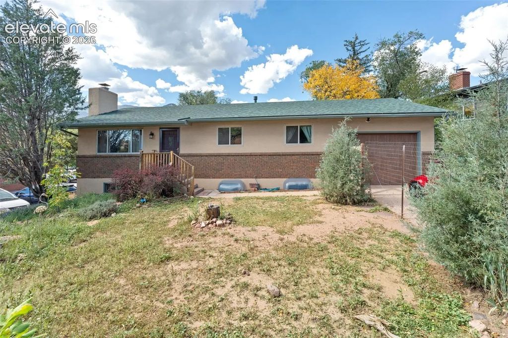 106 Lois Lane, Colorado Springs