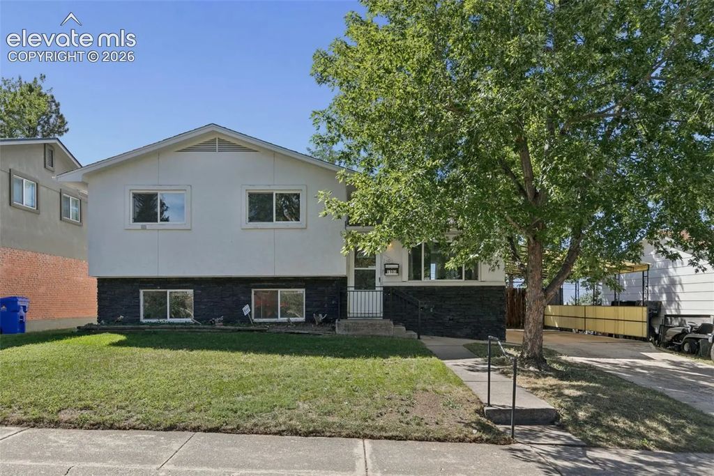 1501 Newcastle Street, Colorado Springs