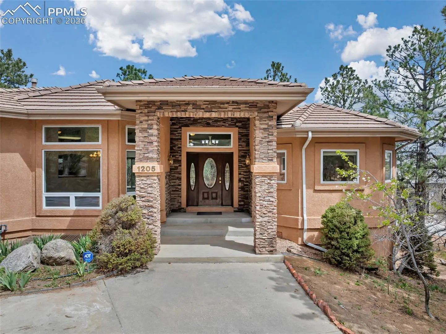 Colorado Springs Homes for Sale in the neighborhood of Pine Oaks in the Zipcode of 80906