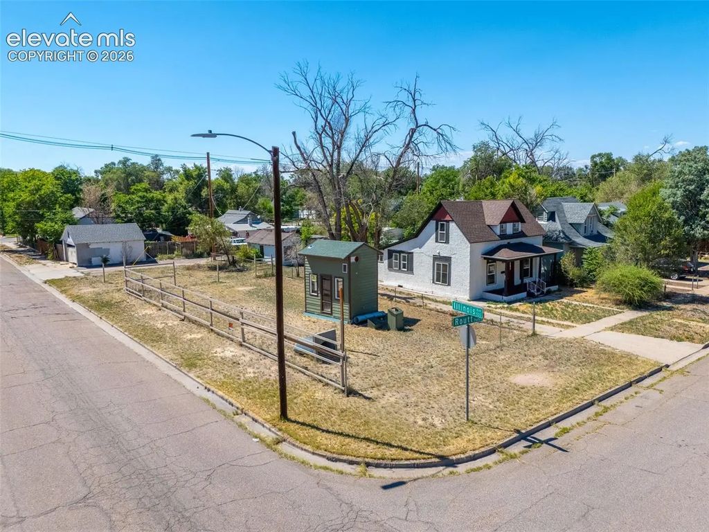 E Routt Avenue, Pueblo