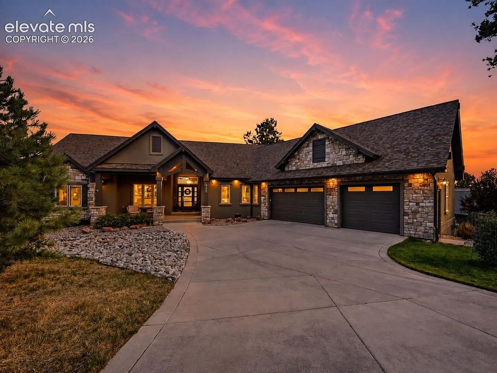 955 Locklin Way, Woodland Park