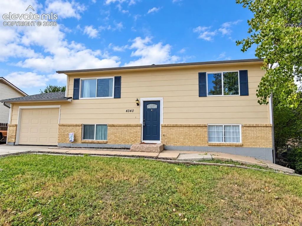 4340 Drummond Street, Colorado Springs