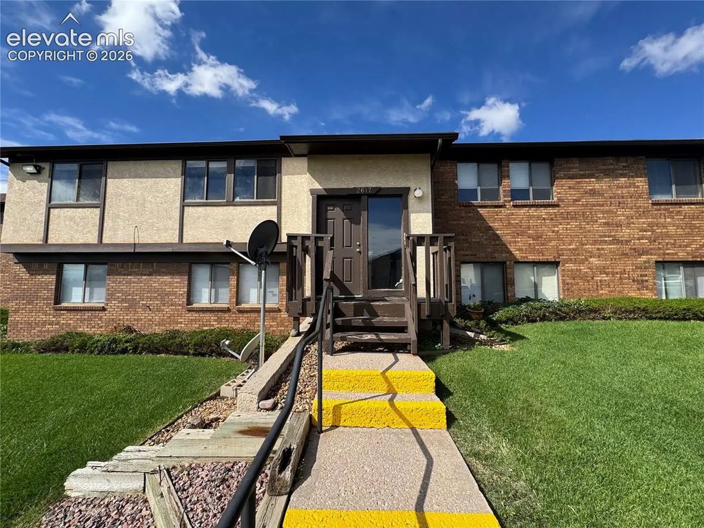 2617 E Uintah Street D, Colorado Springs