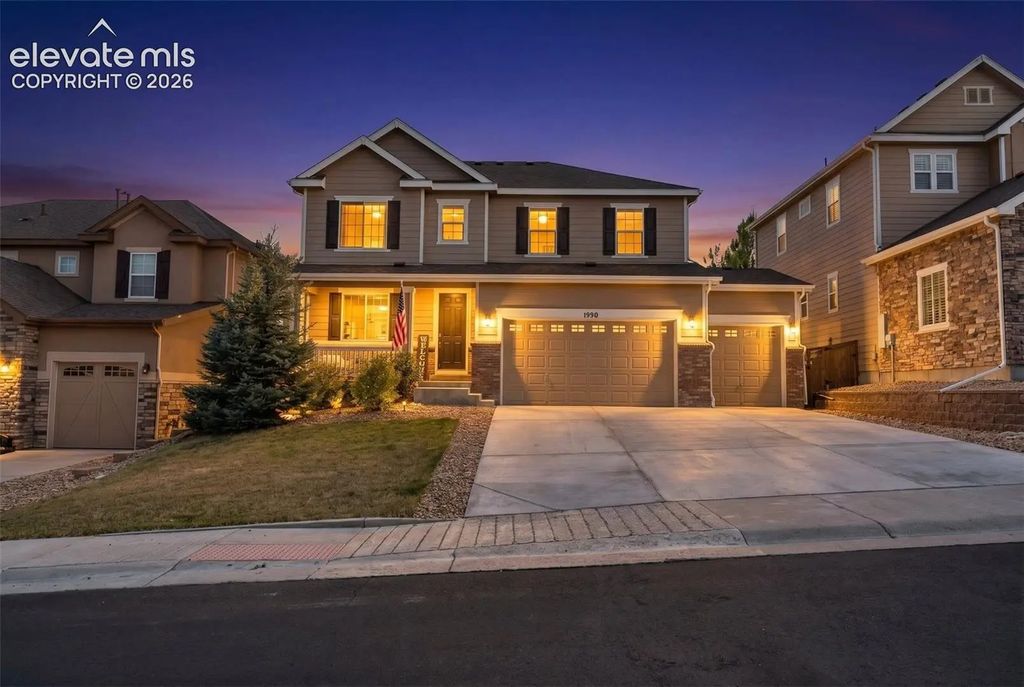 1990 Treetop Drive, Castle Rock