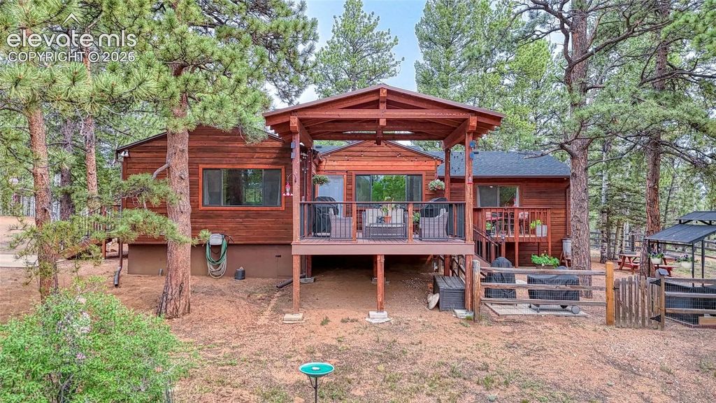 5544 County Road 5 Road, Divide