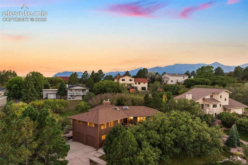 5145 Golden Hills Court, Colorado Springs
