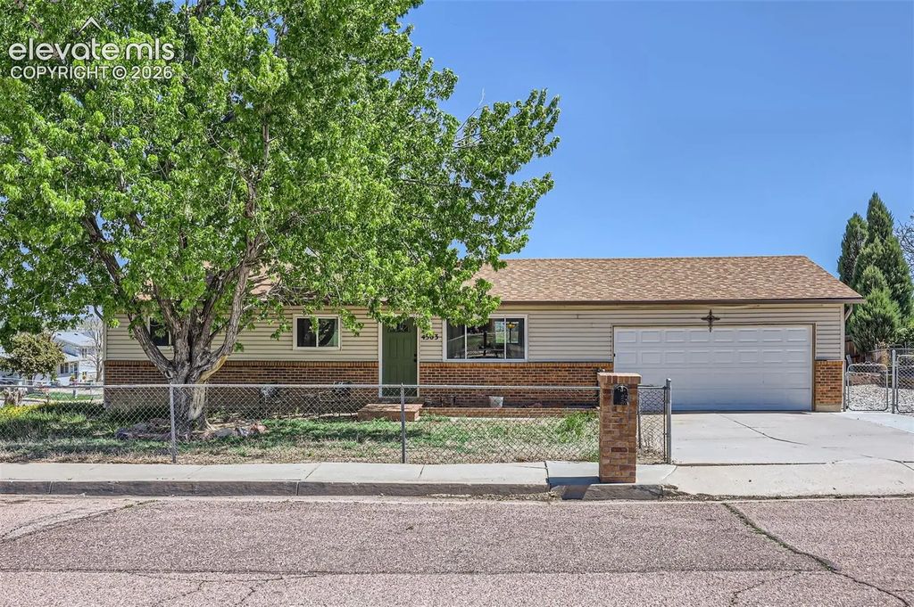 4503 Chamberlin South Court, Colorado Springs