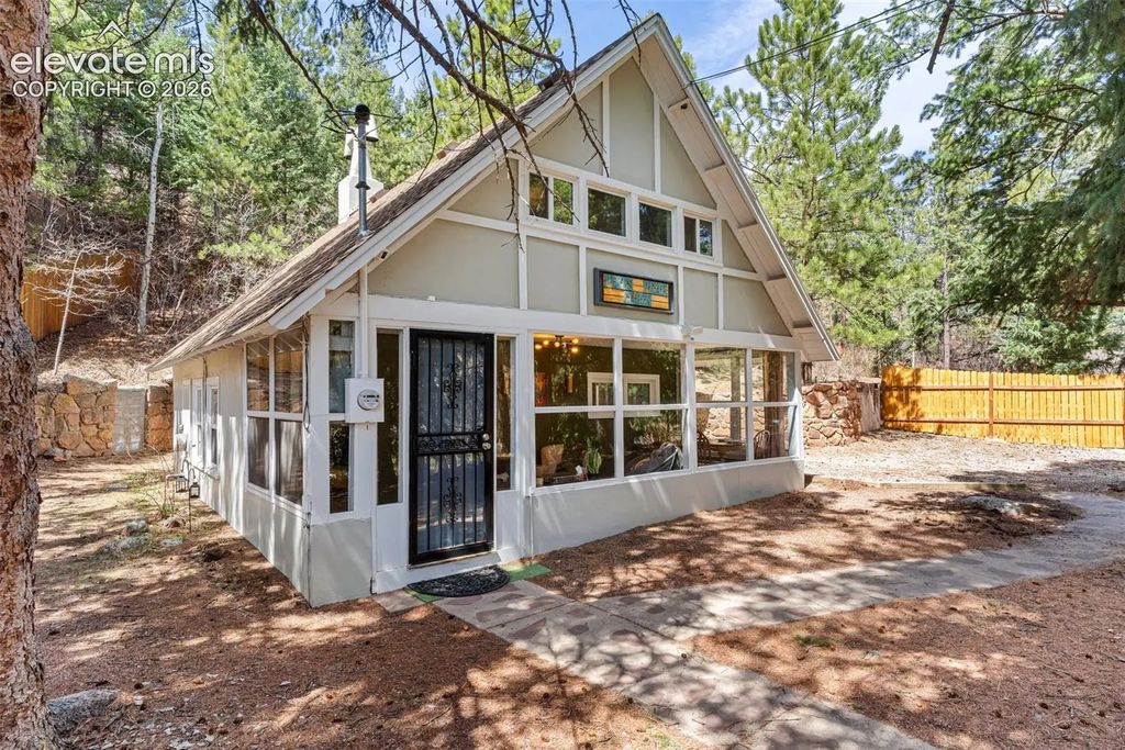 4620 Fountain Avenue, Cascade