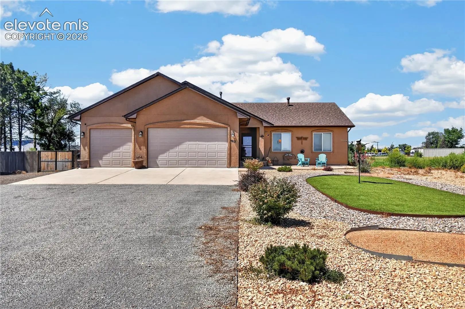 Residential Real Estate for Sale at 1615 28th Lane in the city of Pueblo by MLS #7978404