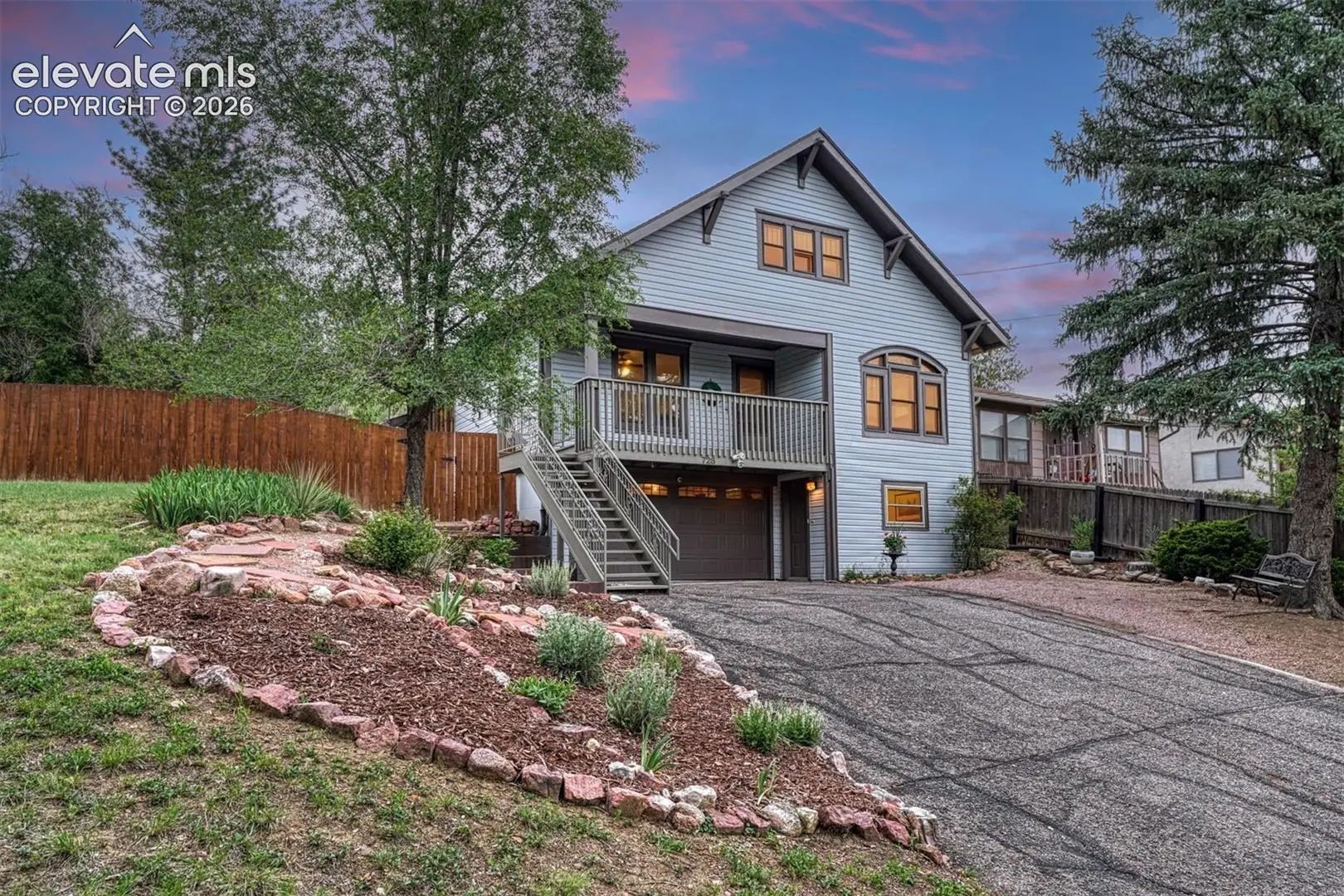 Residential Real Estate for Sale at 728 W Kiowa Street in the city of Colorado Springs by MLS #7190005