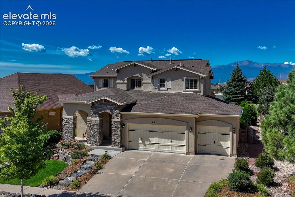 9230 Sky King Drive, Colorado Springs
