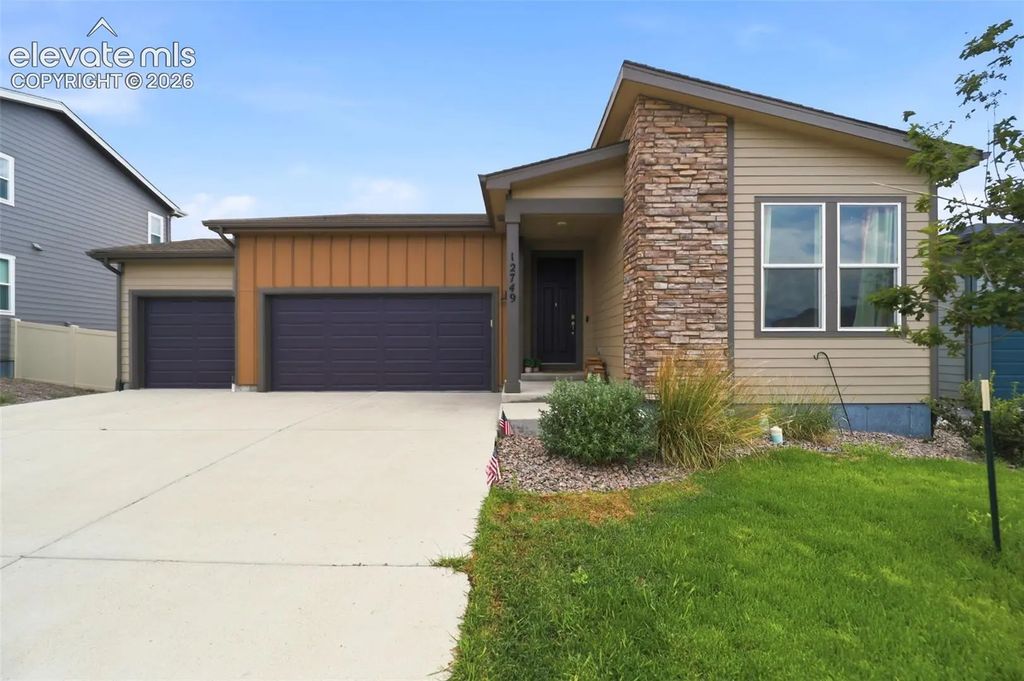 12749 Granite Ridge Drive, Peyton